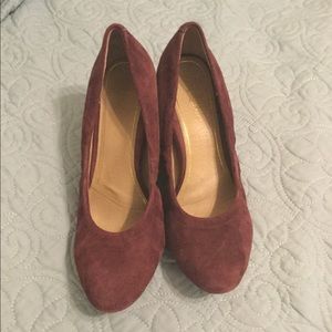 Vionic Camden Burgundy Wedge Heel Size 8